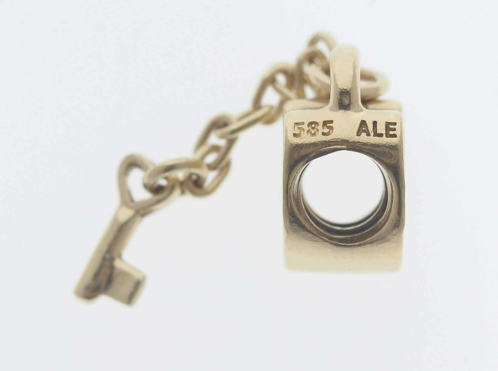 10121801-pandora-14ct-gold-key-to-my-heart-charm-750341-retired-ale-585-pandora-14ct-gold-key-to-my-heart-charm-750341-retired-ale-585