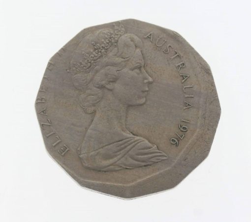 223792-1976-australian-50c-coin-broadstrike-error-50-cent-coin